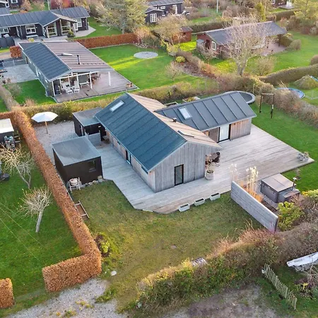 Scenic Summer House With Space For The Family * Odder