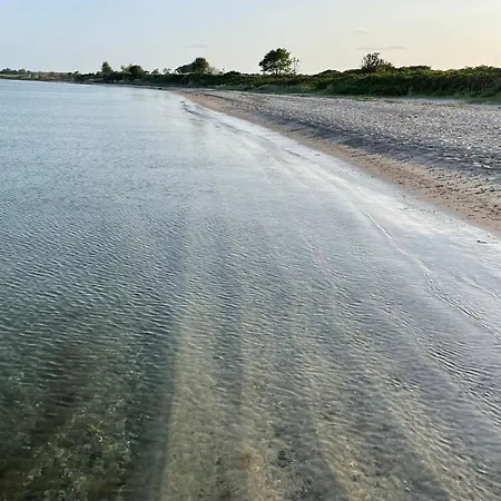 Naturskönt Sommarhus Med Plats För Hela Familjen *